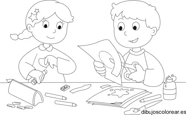 Dibujo de dos niños haciendo la tarea para colorear
