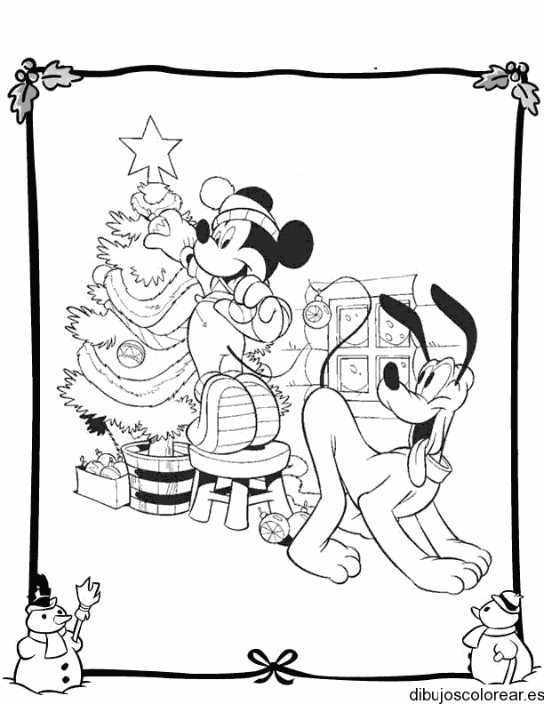 Dibujo de Mickey adornando el árbol para colorear