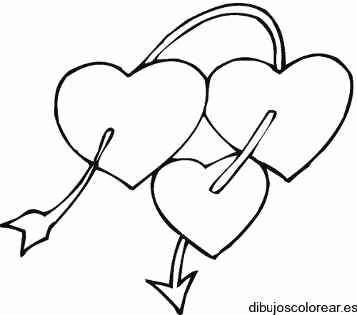 Dibujo de tres corazones enlazados para colorear