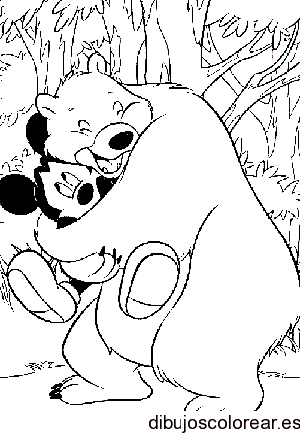 Dibujo de un oso abrazando a Mickey Mouse para colorear