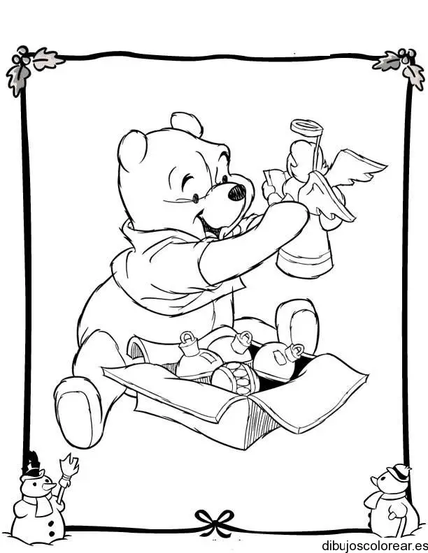 Dibujo de Winnie Poh en navidad para colorear